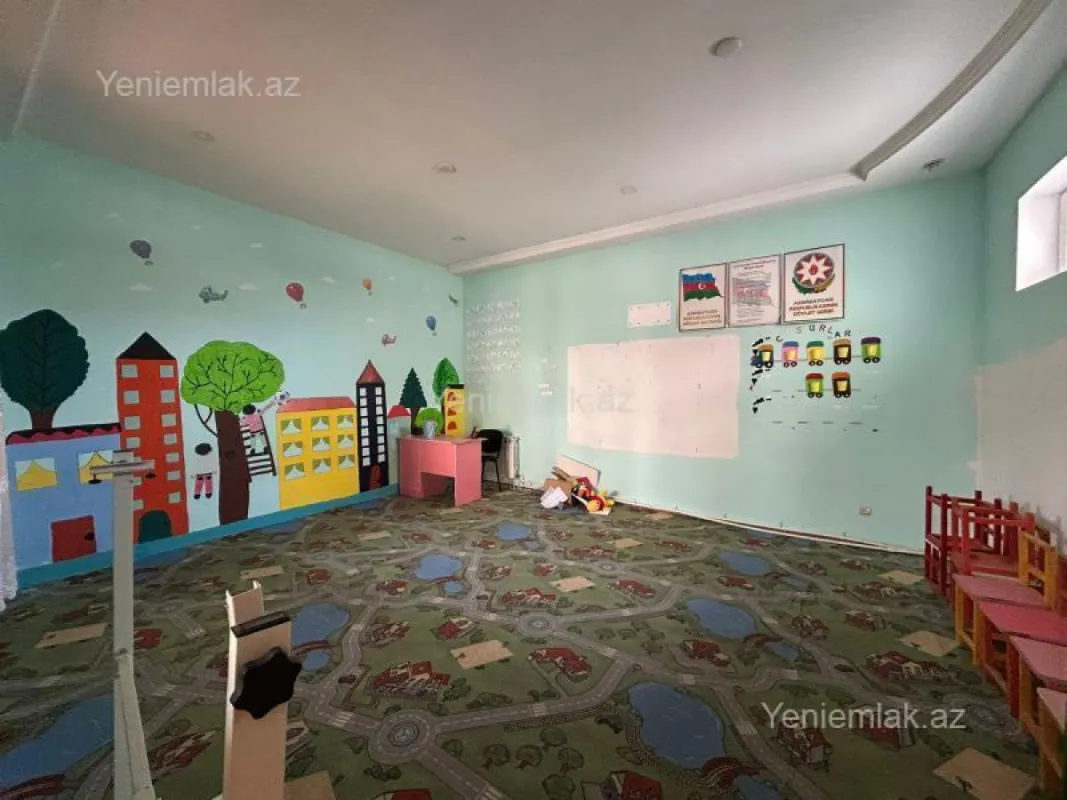 Satılır 15 otaqlı obyekt 600 m²