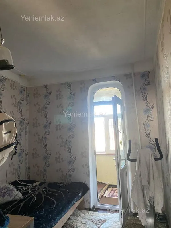 Satılır 3 otaqlı köhnə tikili 60 m²