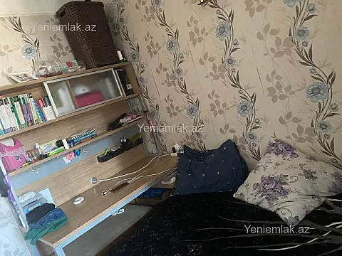 Satılır 3 otaqlı köhnə tikili 60 m²
