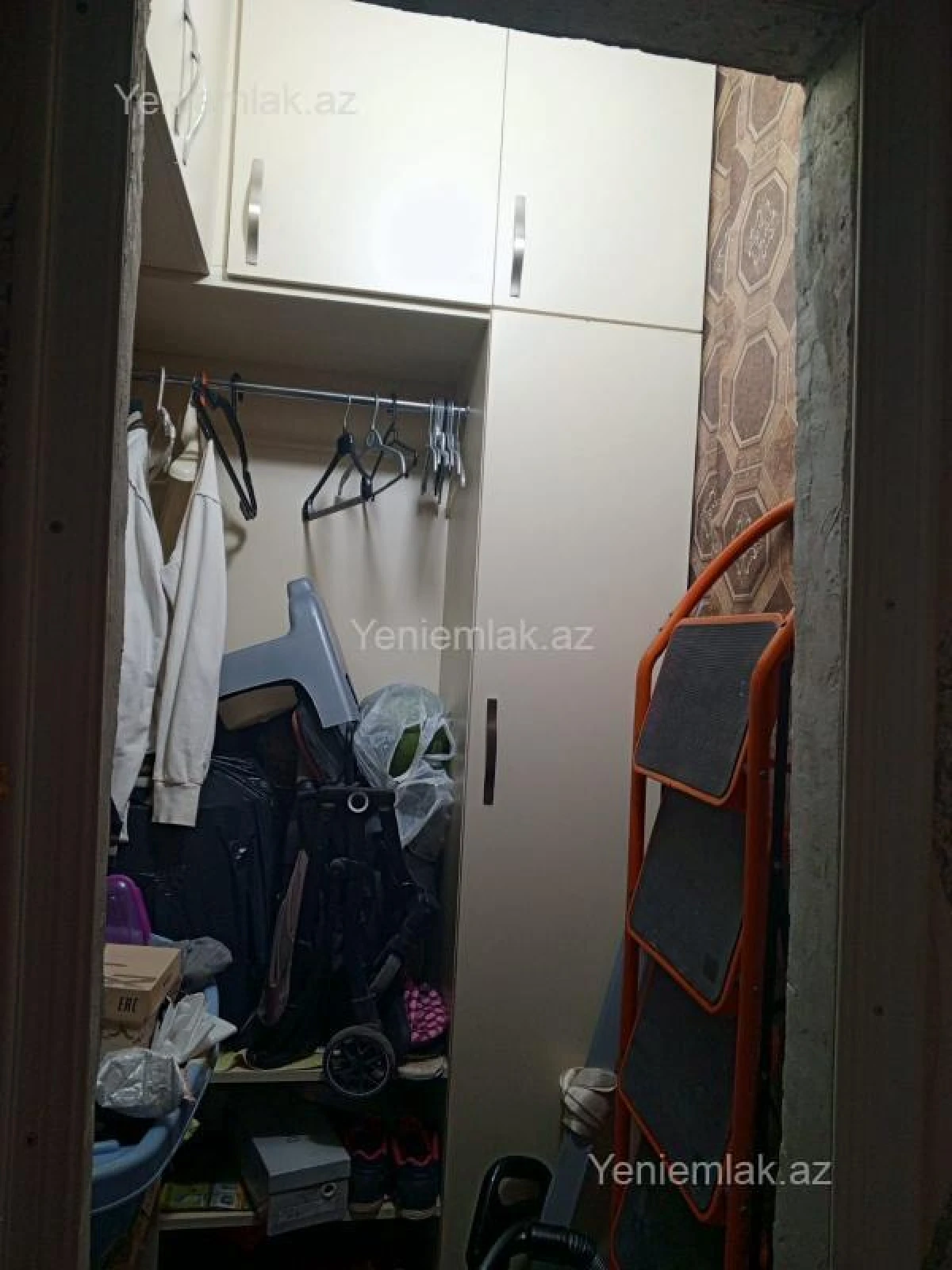 Satılır 3 otaqlı köhnə tikili 60 m²