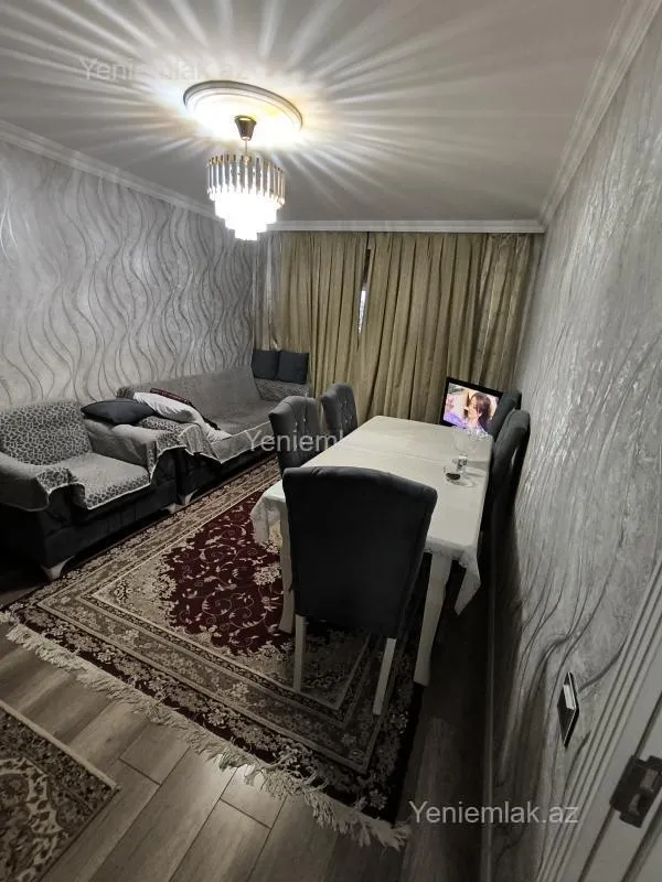 Satılır 3 otaqlı köhnə tikili 70 m²