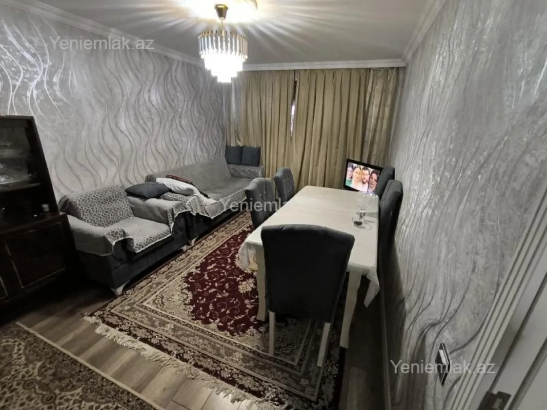 Satılır 3 otaqlı köhnə tikili 70 m²