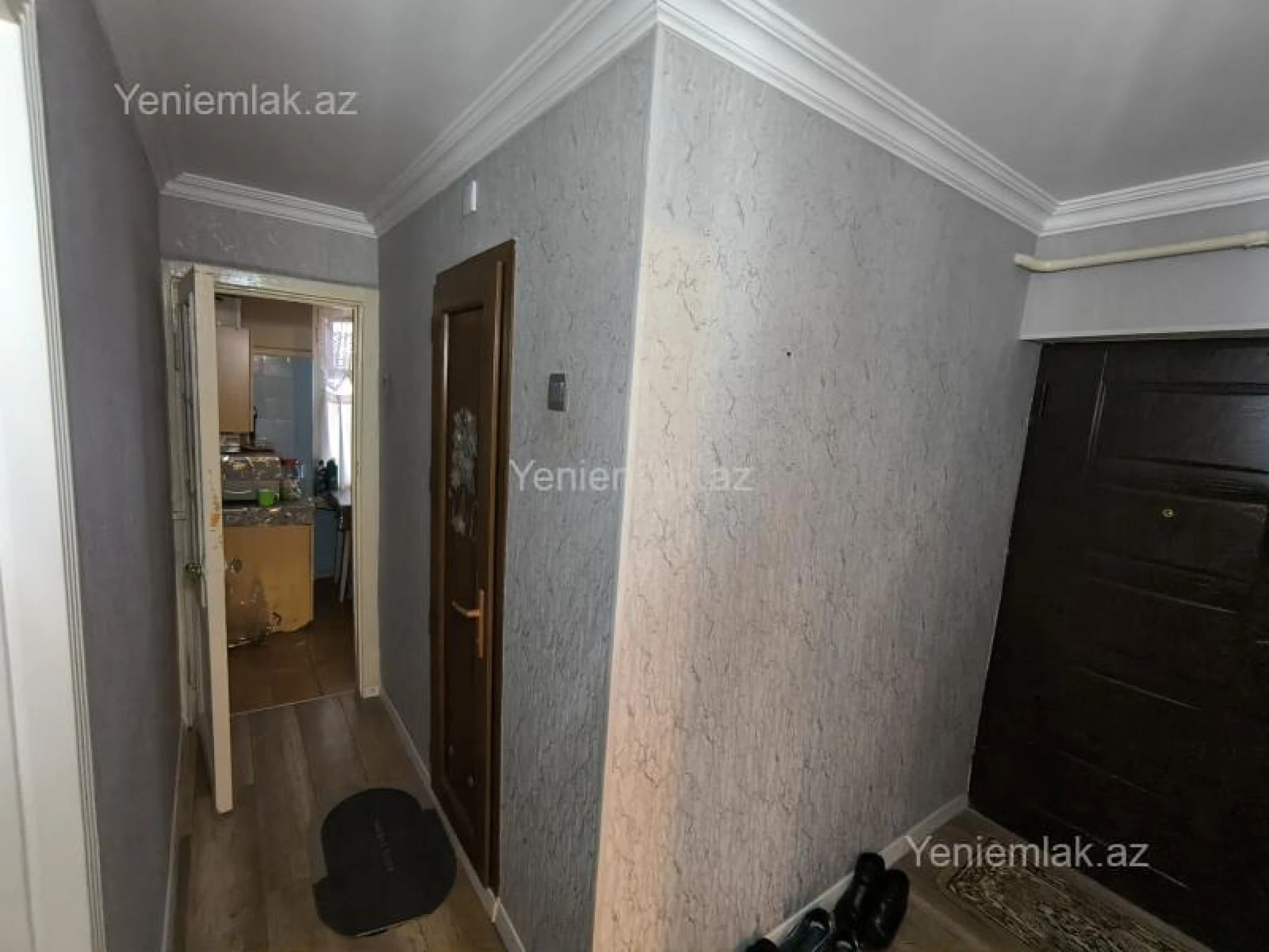 Satılır 3 otaqlı köhnə tikili 70 m²