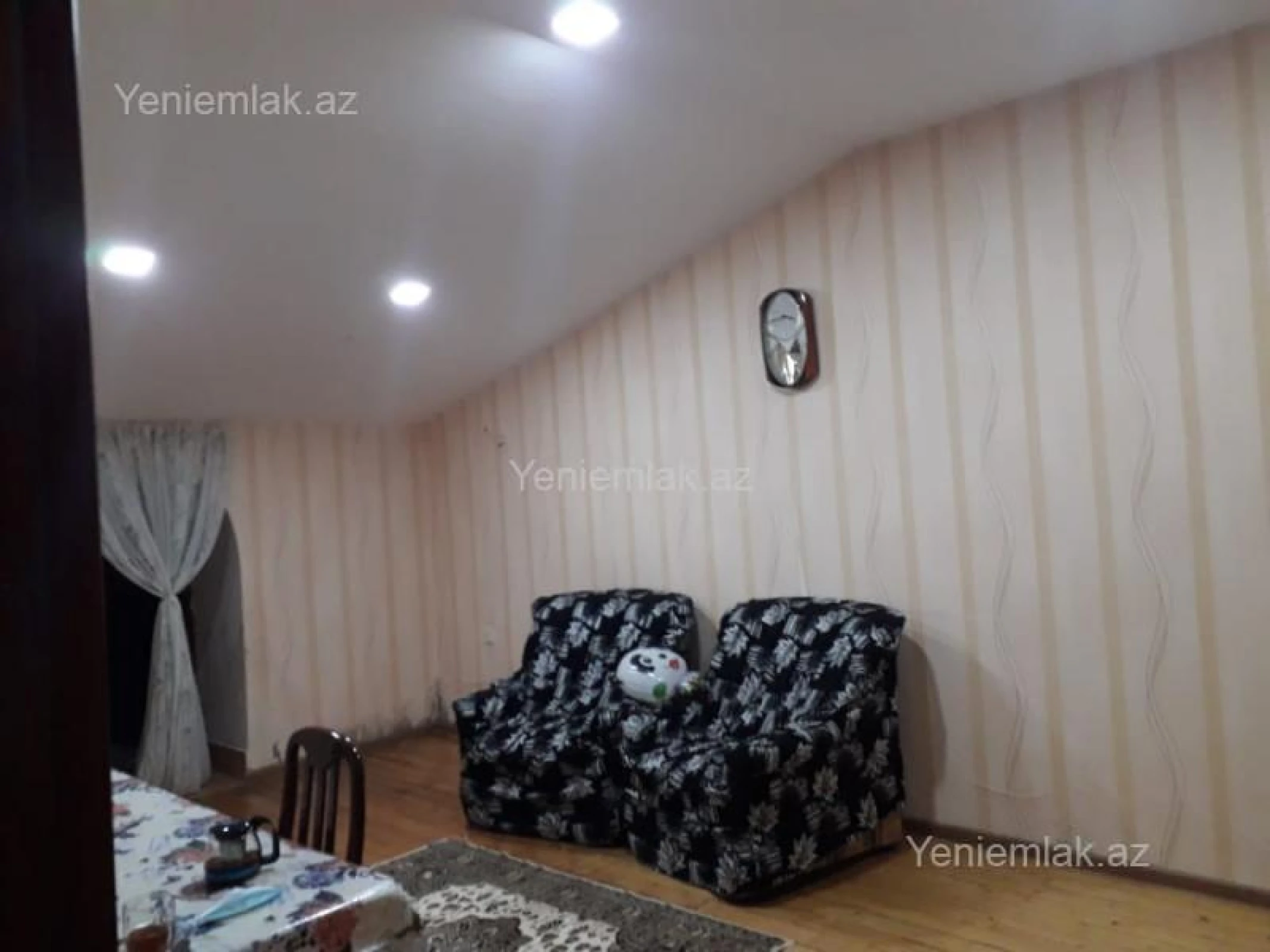 Satılır 2 otaqlı yeni tikili 82 m²