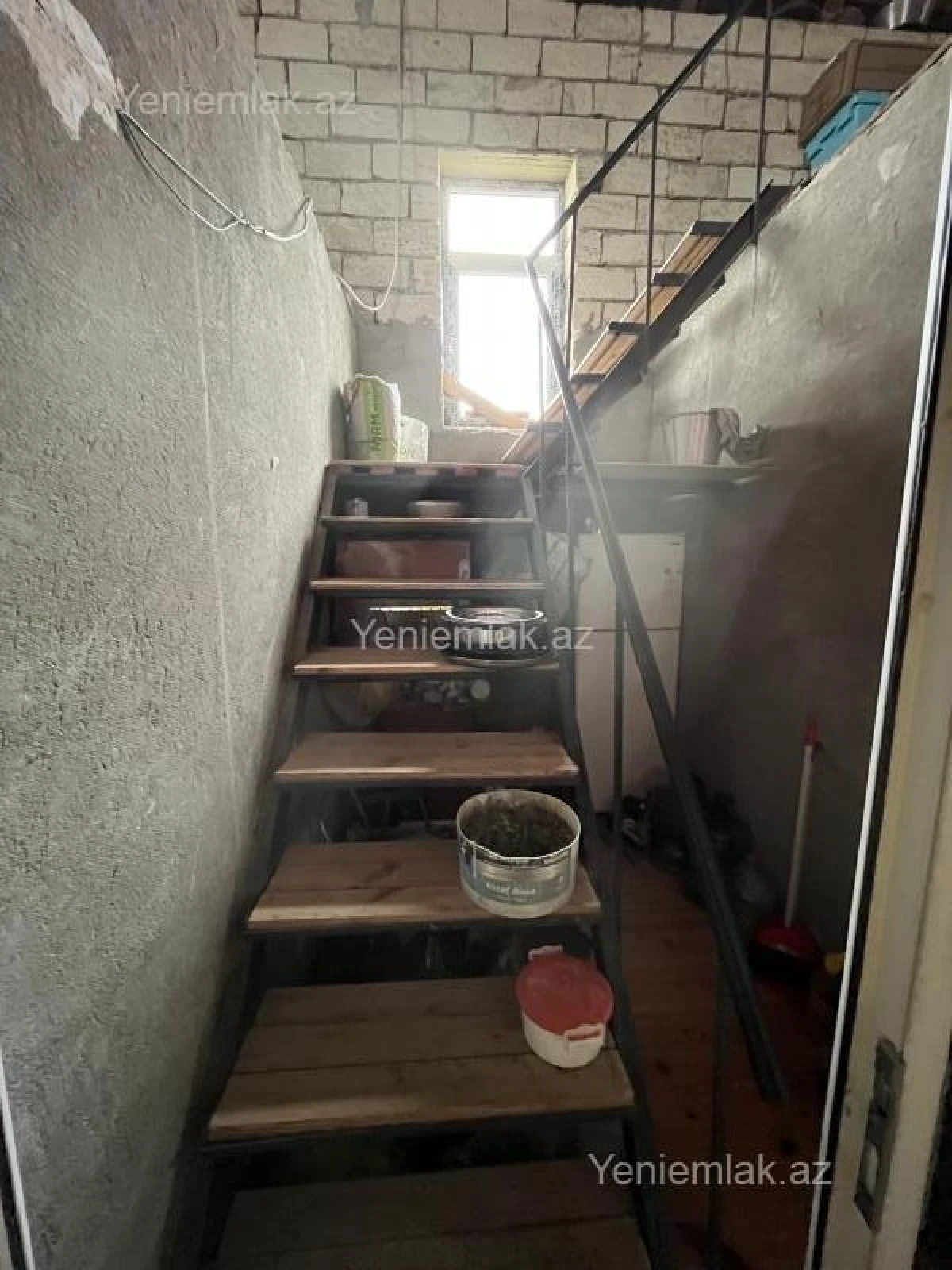 Satılır 5 otaqlı həyət evi 120 m²