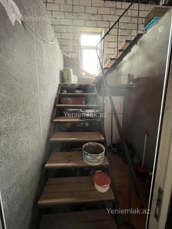 Satılır 5 otaqlı həyət evi 120 m²