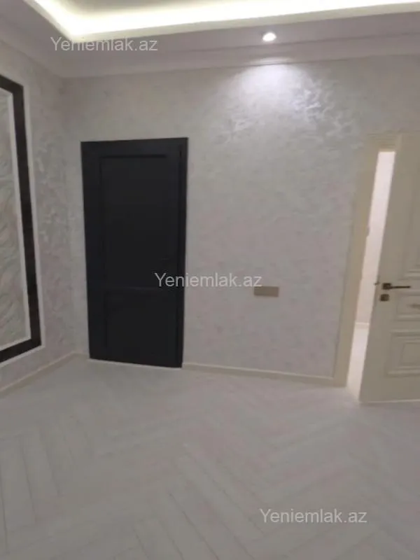 Satılır 6 otaqlı həyət evi 275 m²