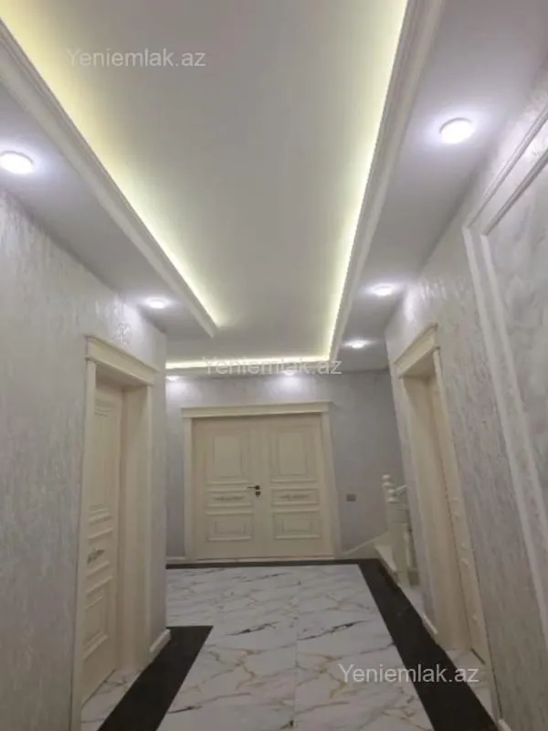 Satılır 6 otaqlı həyət evi 275 m²