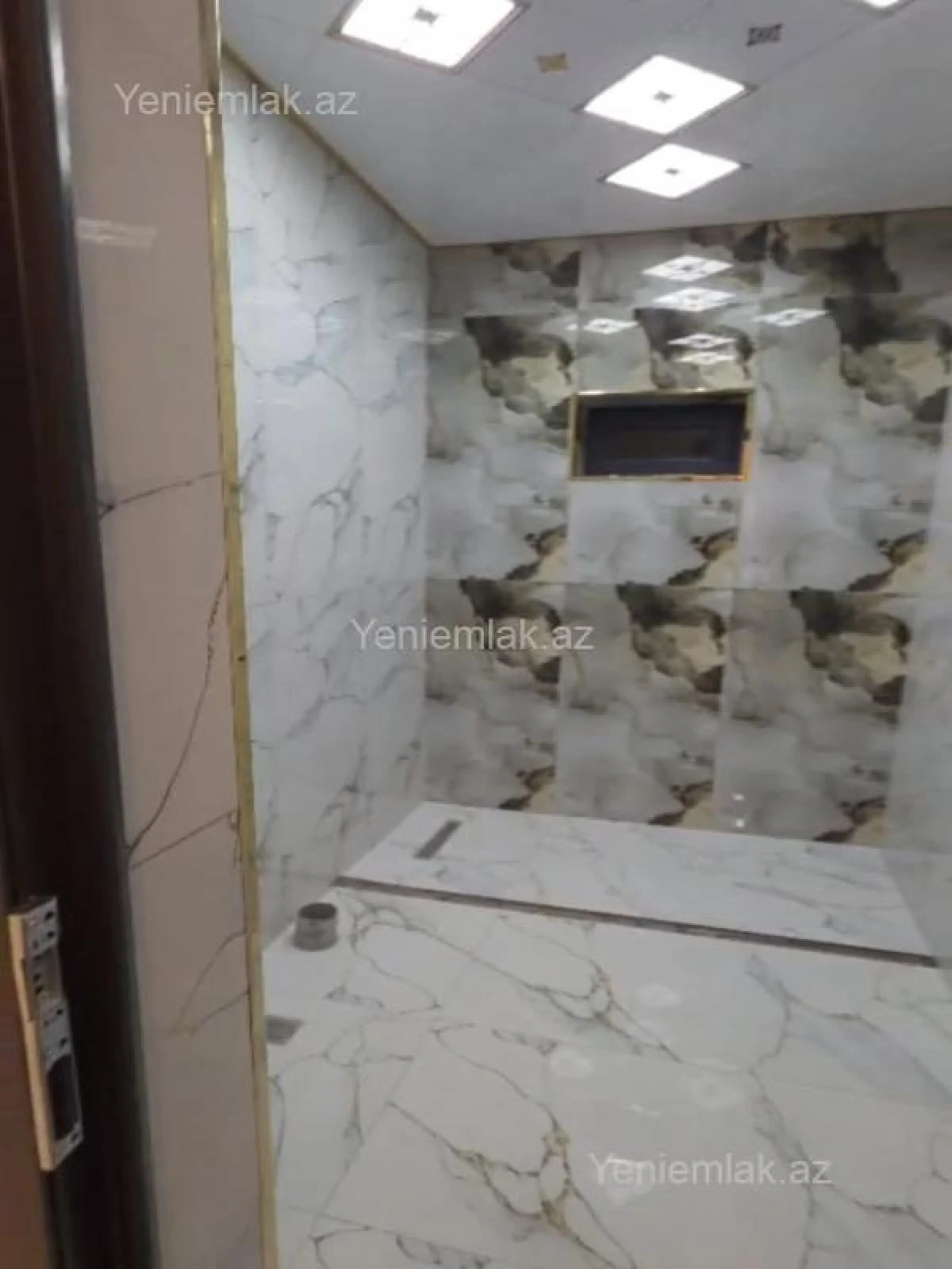 Satılır 6 otaqlı həyət evi 275 m²