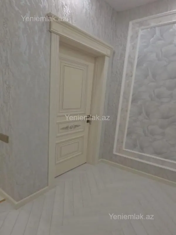 Satılır 6 otaqlı həyət evi 275 m²