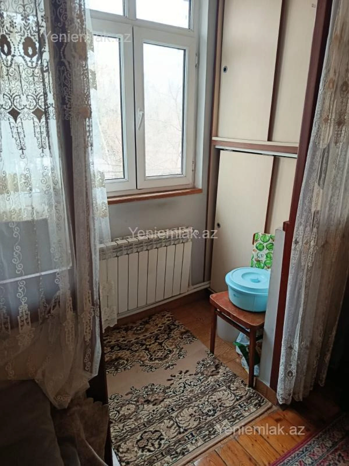 Satılır 2 otaqlı köhnə tikili 80 m²