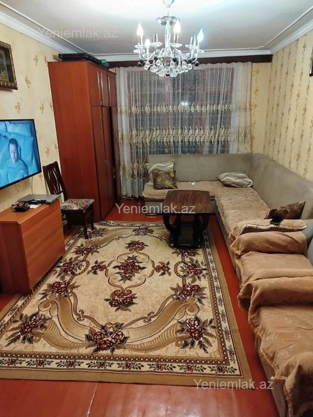 Satılır 2 otaqlı köhnə tikili 80 m²