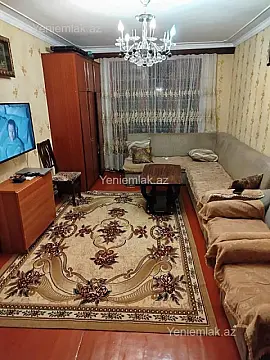 Satılır 2 otaqlı köhnə tikili 80 m²
