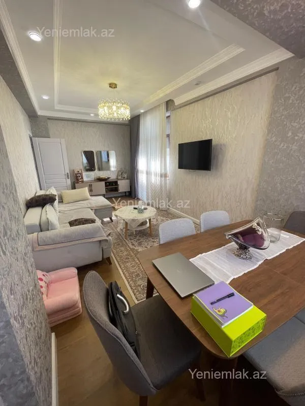 Satılır 3 otaqlı yeni tikili 127 m²
