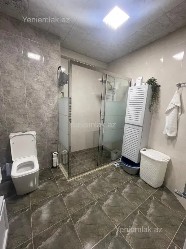 Satılır 3 otaqlı yeni tikili 127 m²
