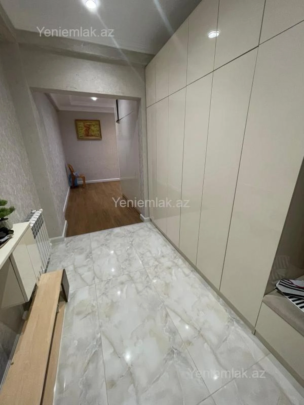 Satılır 3 otaqlı yeni tikili 127 m²