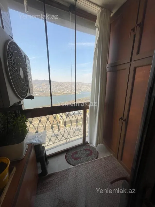 Satılır 3 otaqlı yeni tikili 127 m²