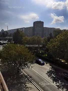 Satılır 3 otaqlı köhnə tikili 85 m²