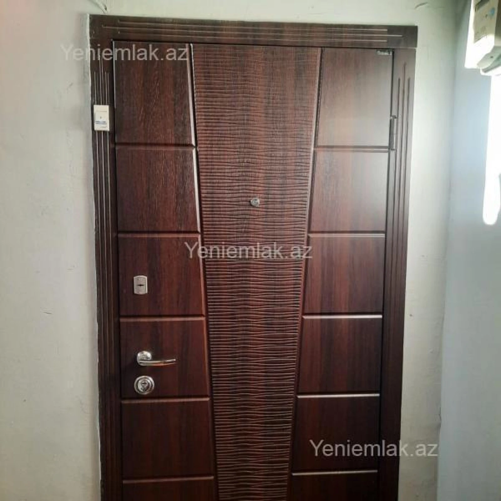 Satılır 3 otaqlı köhnə tikili 85 m²