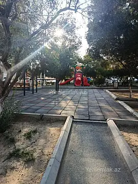 Satılır 3 otaqlı köhnə tikili 82 m²