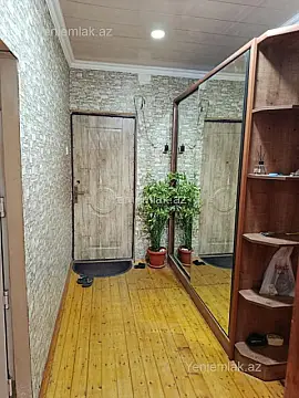 Satılır 3 otaqlı köhnə tikili 82 m²