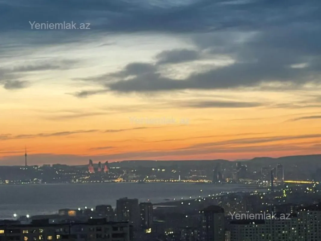 Satılır 2 otaqlı köhnə tikili 65 m²