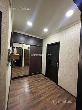 Satılır 2 otaqlı köhnə tikili 65 m²