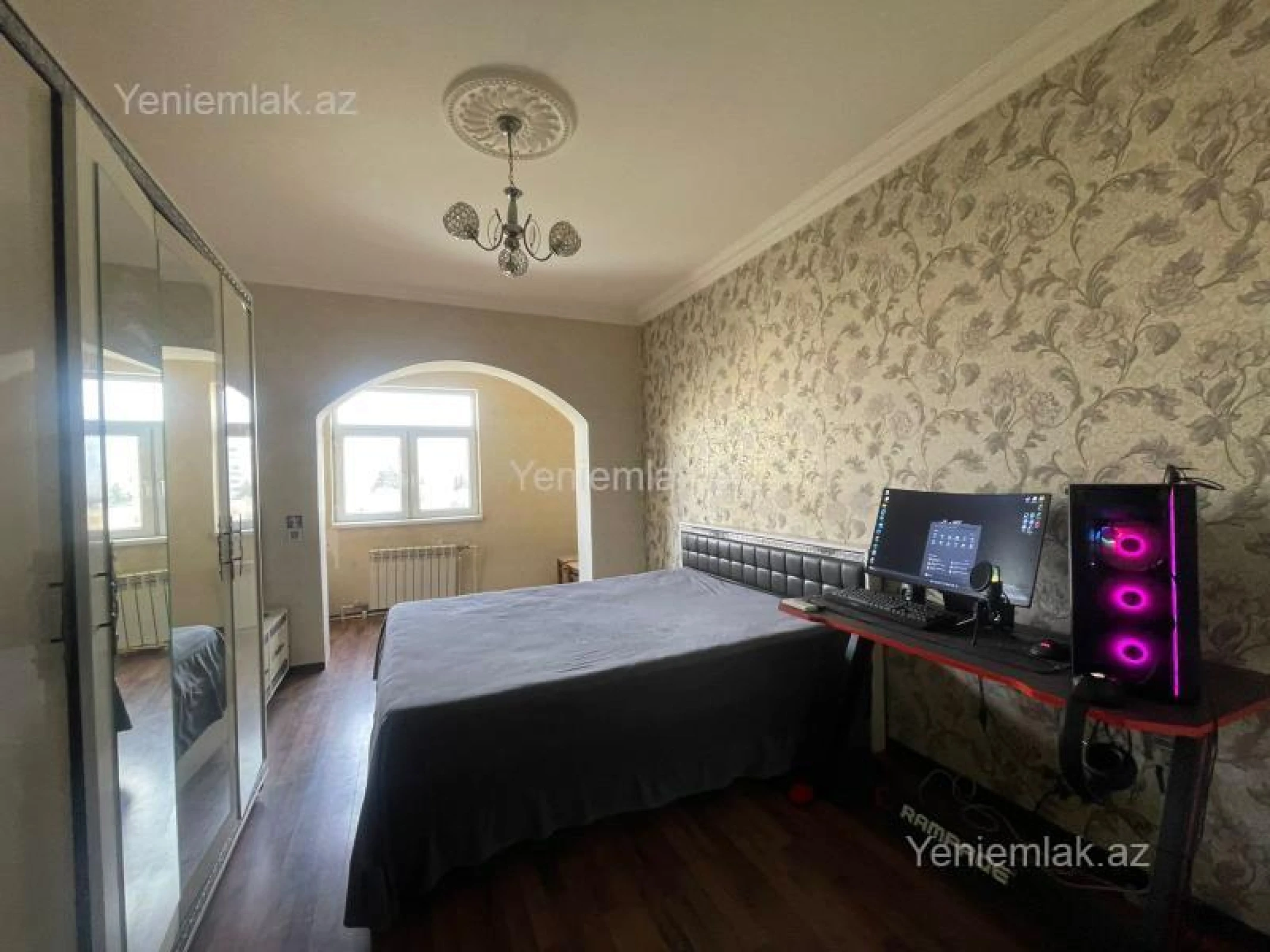 Satılır 2 otaqlı köhnə tikili 65 m²