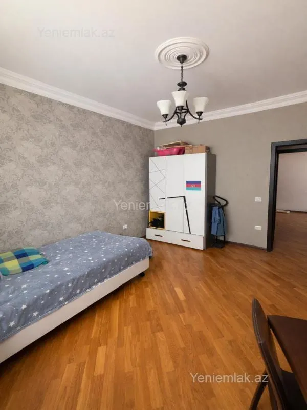 Satılır 3 otaqlı yeni tikili 122 m²