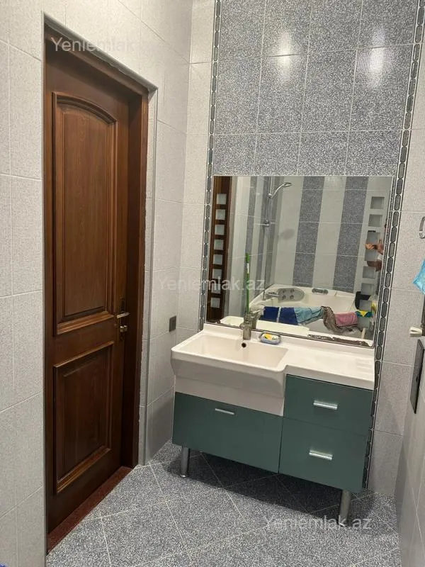 Satılır 2 otaqlı yeni tikili 106 m²