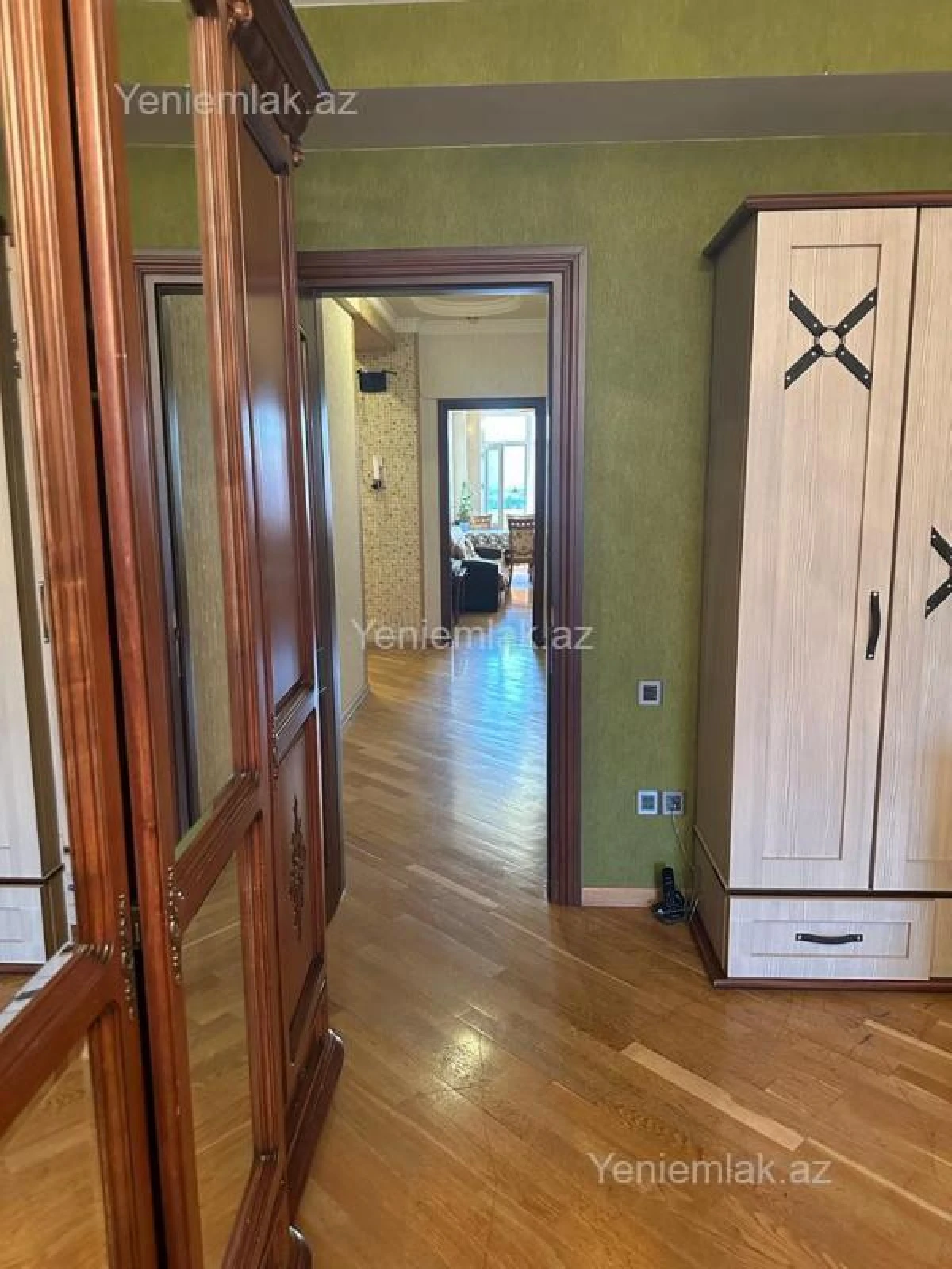 Satılır 2 otaqlı yeni tikili 106 m²