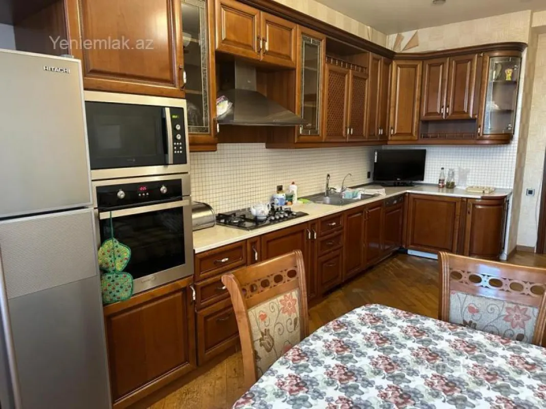 Satılır 2 otaqlı yeni tikili 106 m²