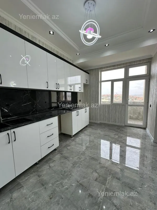 Satılır 3 otaqlı yeni tikili 90 m²