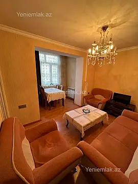 Satılır 2 otaqlı köhnə tikili 42 m²