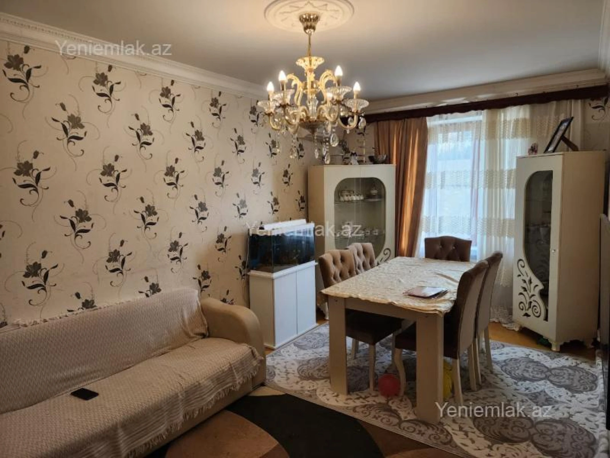 Satılır 3 otaqlı köhnə tikili 85 m²