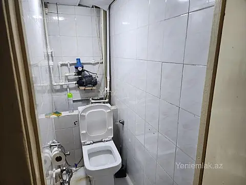 Satılır 3 otaqlı köhnə tikili 85 m²