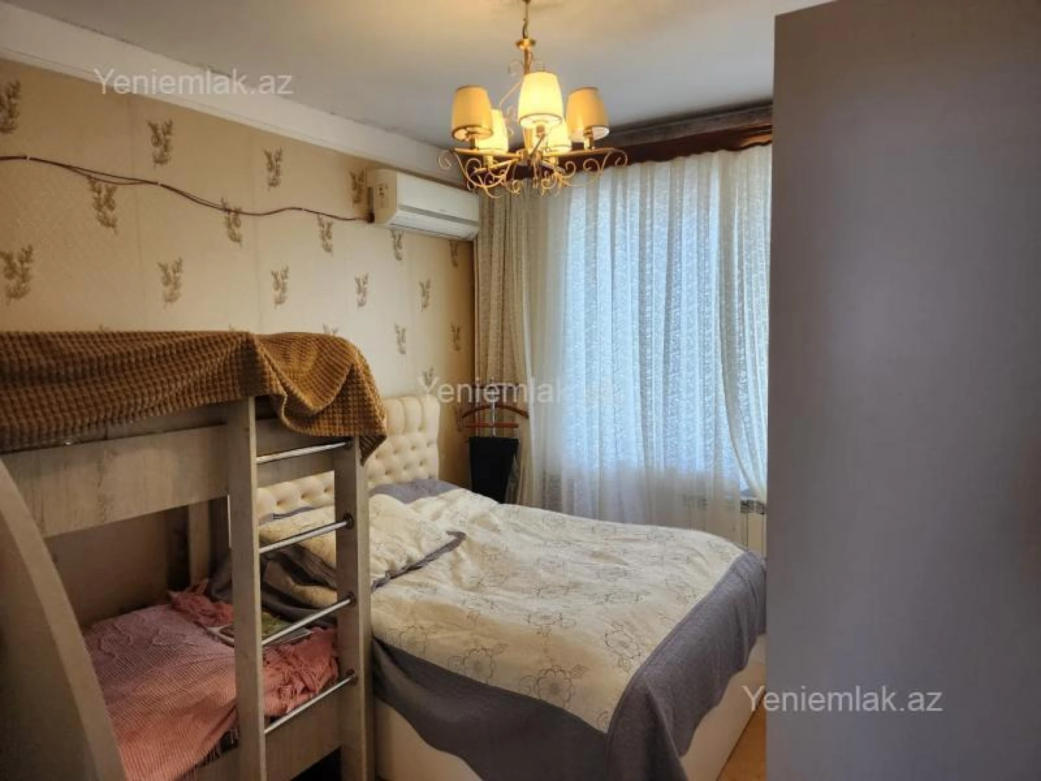 Satılır 3 otaqlı köhnə tikili 85 m²