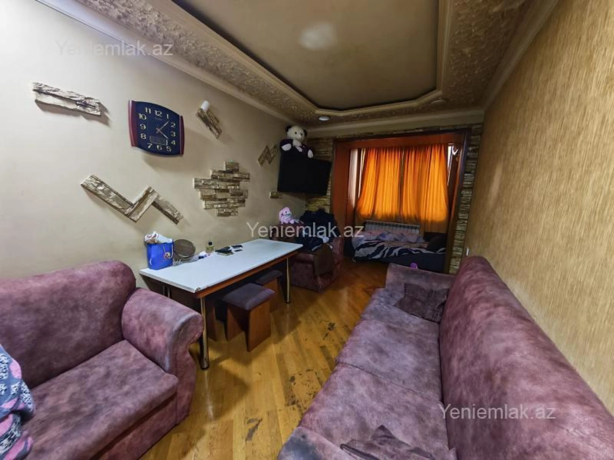 Satılır 3 otaqlı köhnə tikili 90 m²