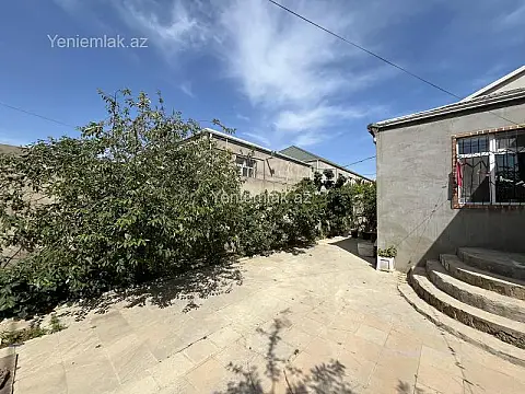 Satılır 3 otaqlı həyət evi 130 m²