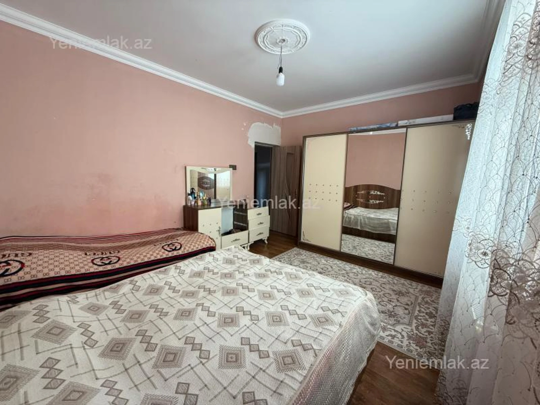 Satılır 3 otaqlı həyət evi 130 m²
