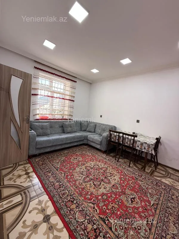 Satılır 3 otaqlı həyət evi 130 m²