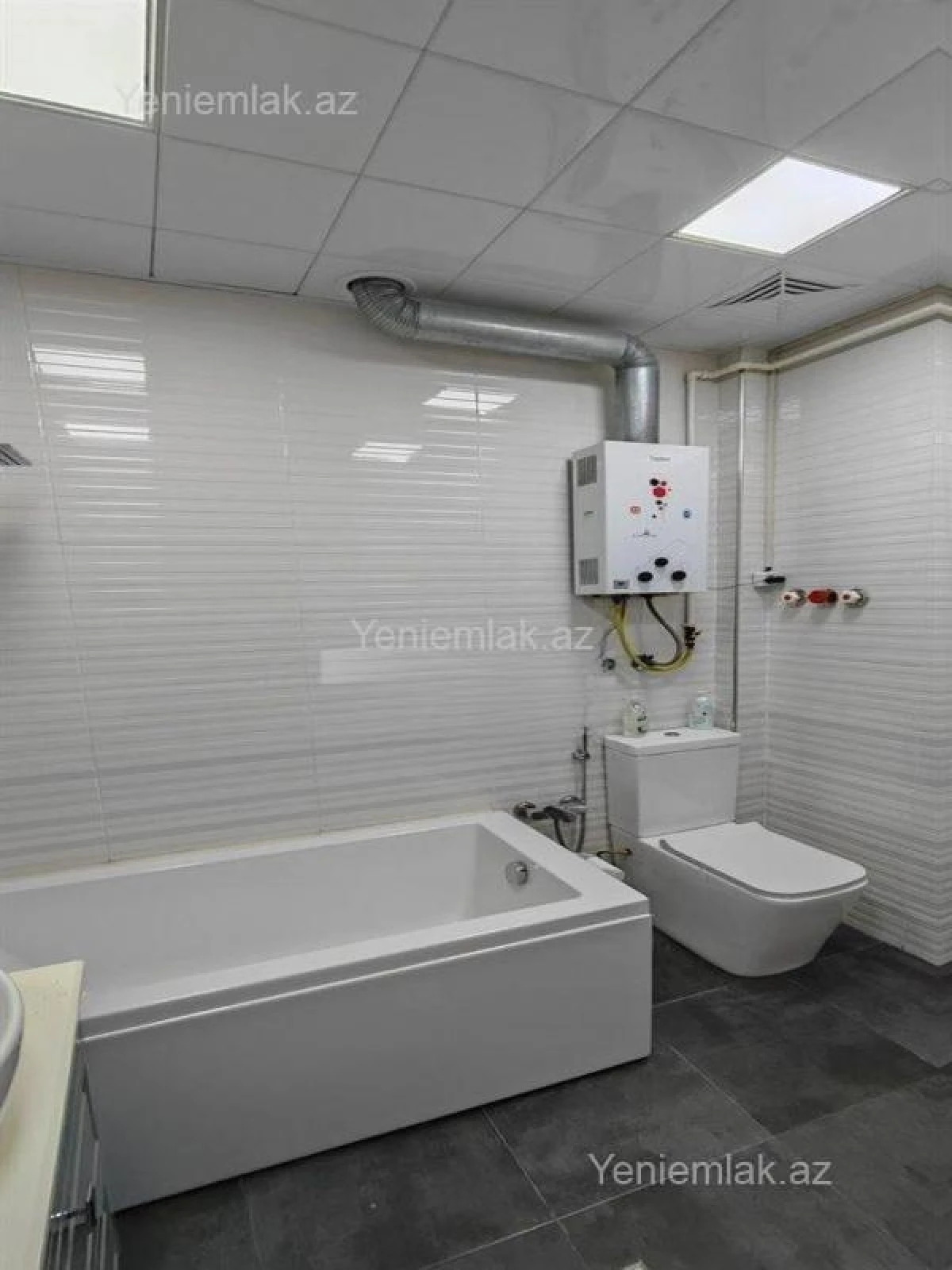 Satılır 3 otaqlı köhnə tikili 75 m²