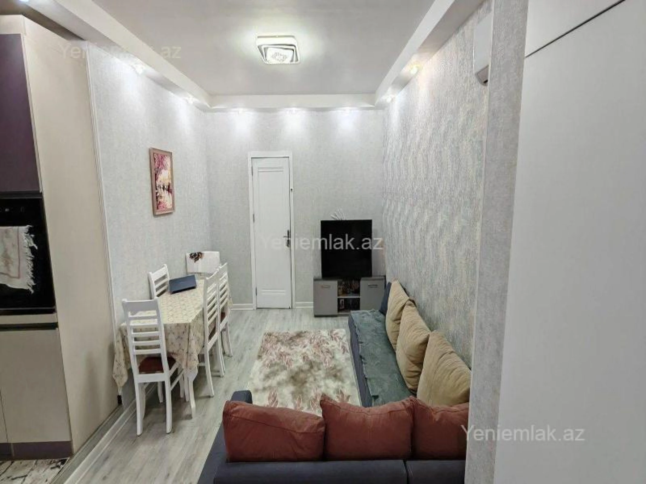 Satılır 3 otaqlı köhnə tikili 75 m²