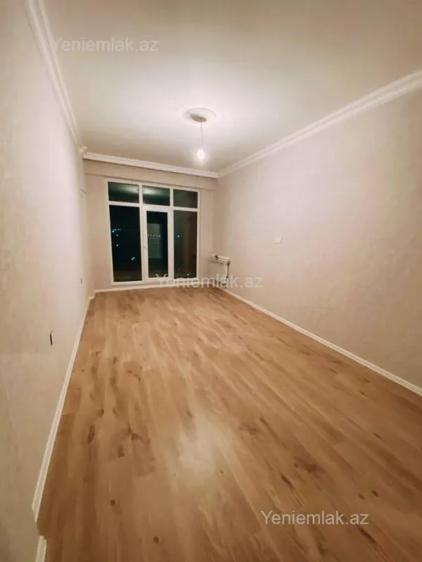 Satılır 2 otaqlı yeni tikili 74 m²