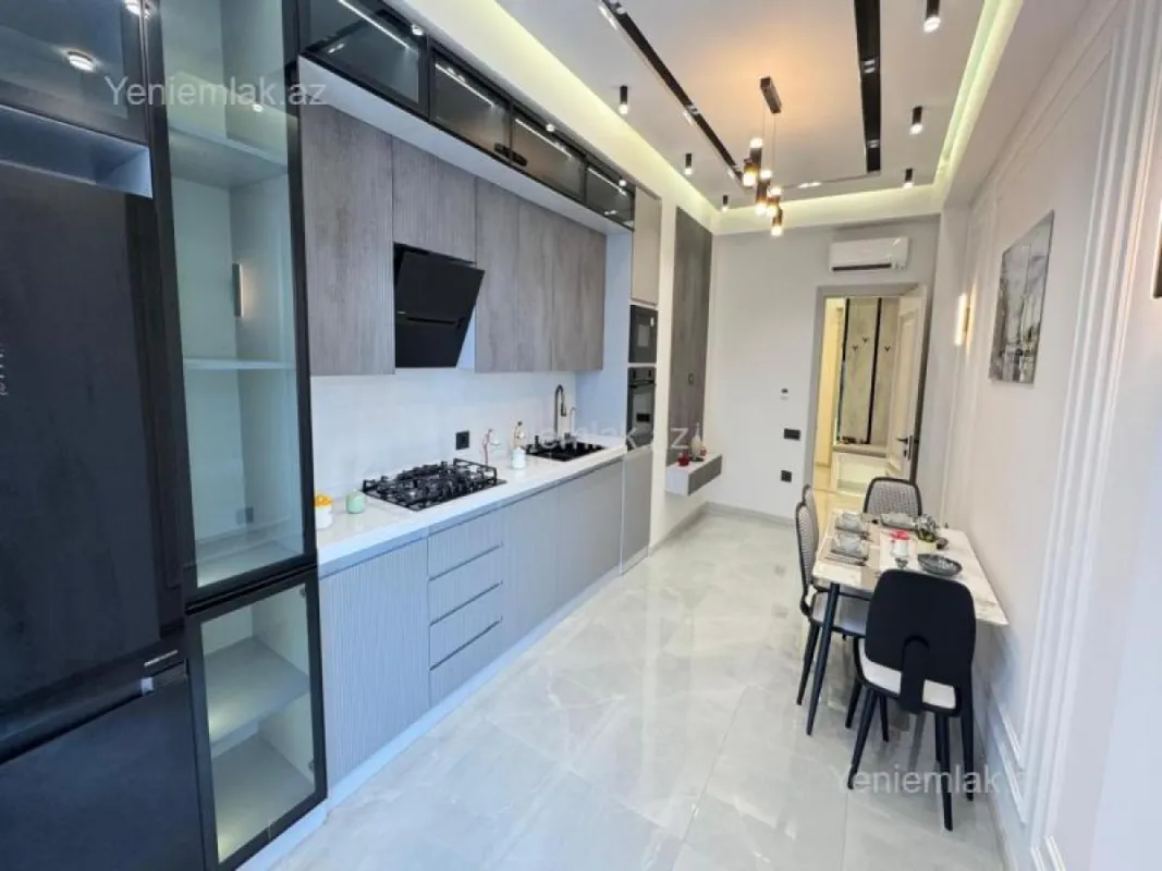 Satılır 3 otaqlı yeni tikili 142 m²