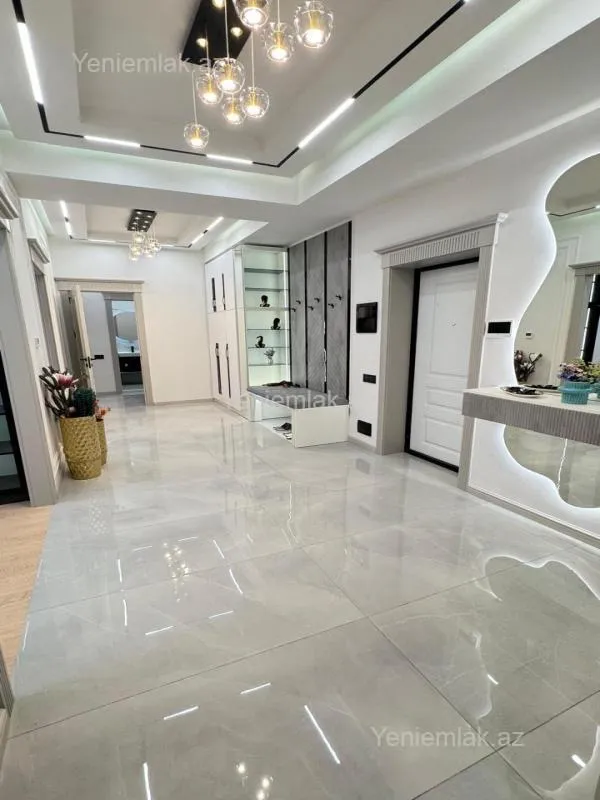 Satılır 3 otaqlı yeni tikili 142 m²
