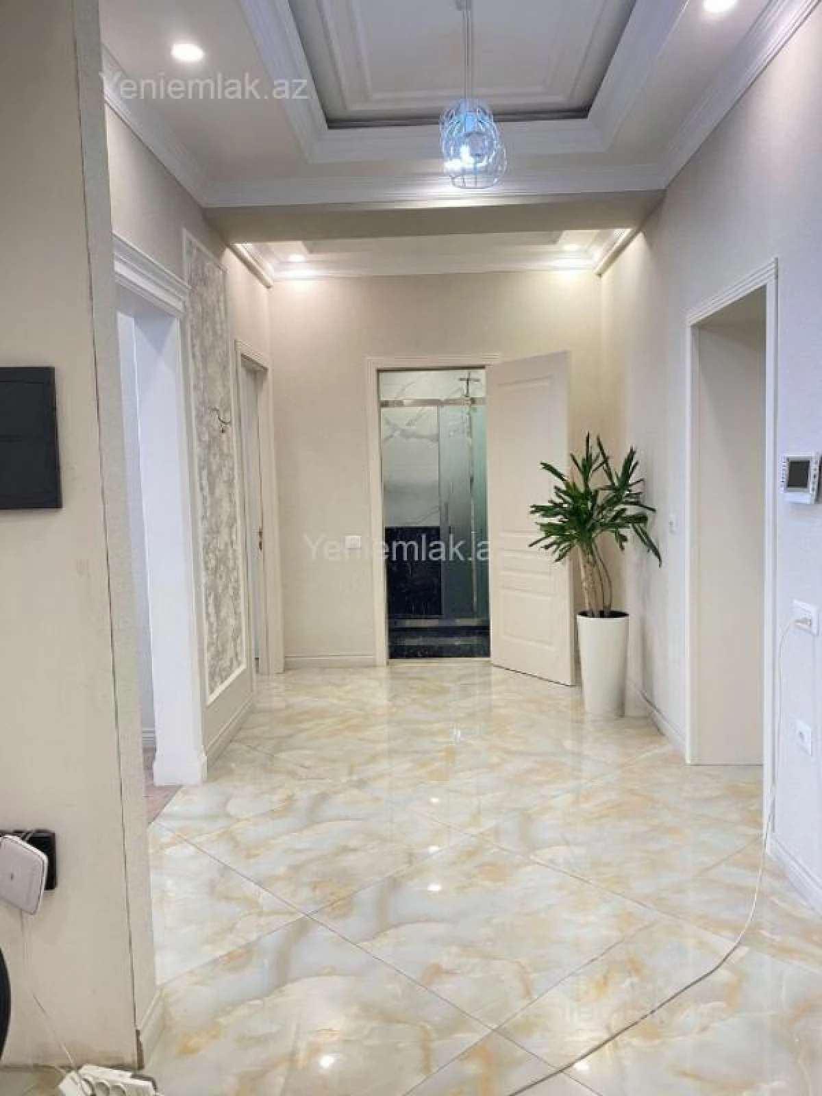 Satılır 3 otaqlı yeni tikili 138 m²
