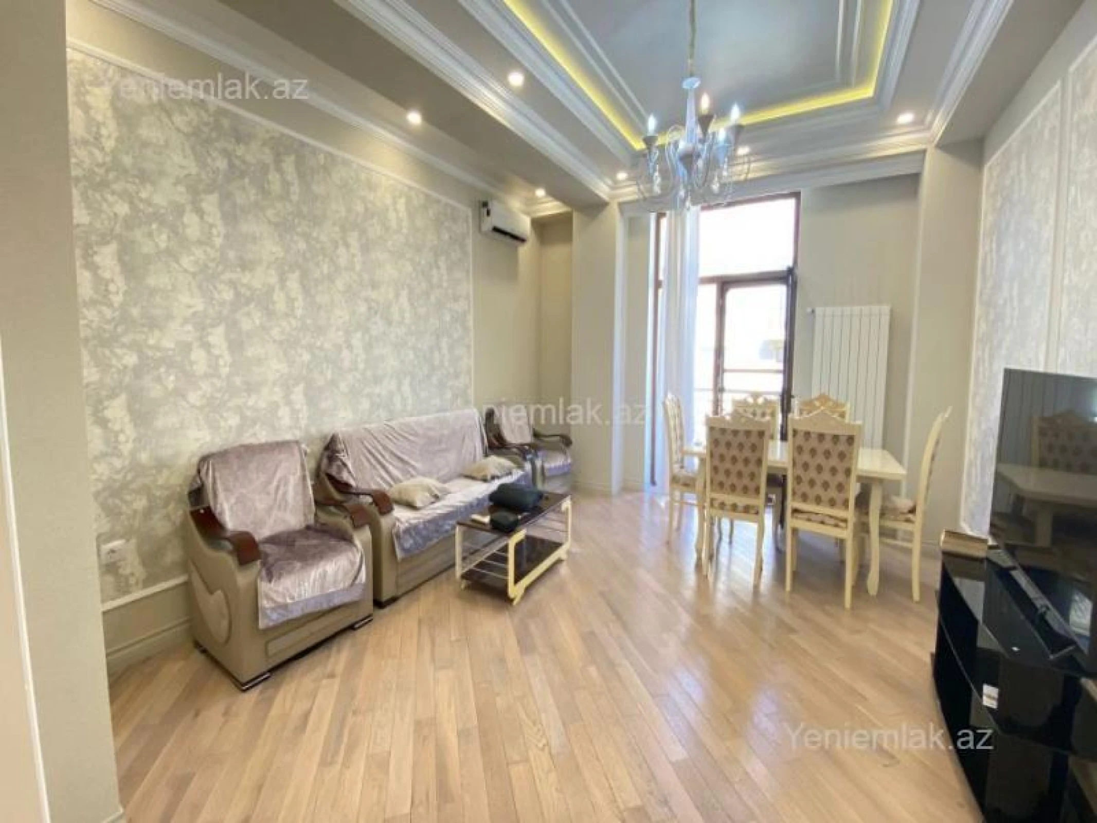 Satılır 3 otaqlı yeni tikili 138 m²