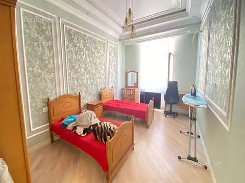 Satılır 3 otaqlı yeni tikili 138 m²