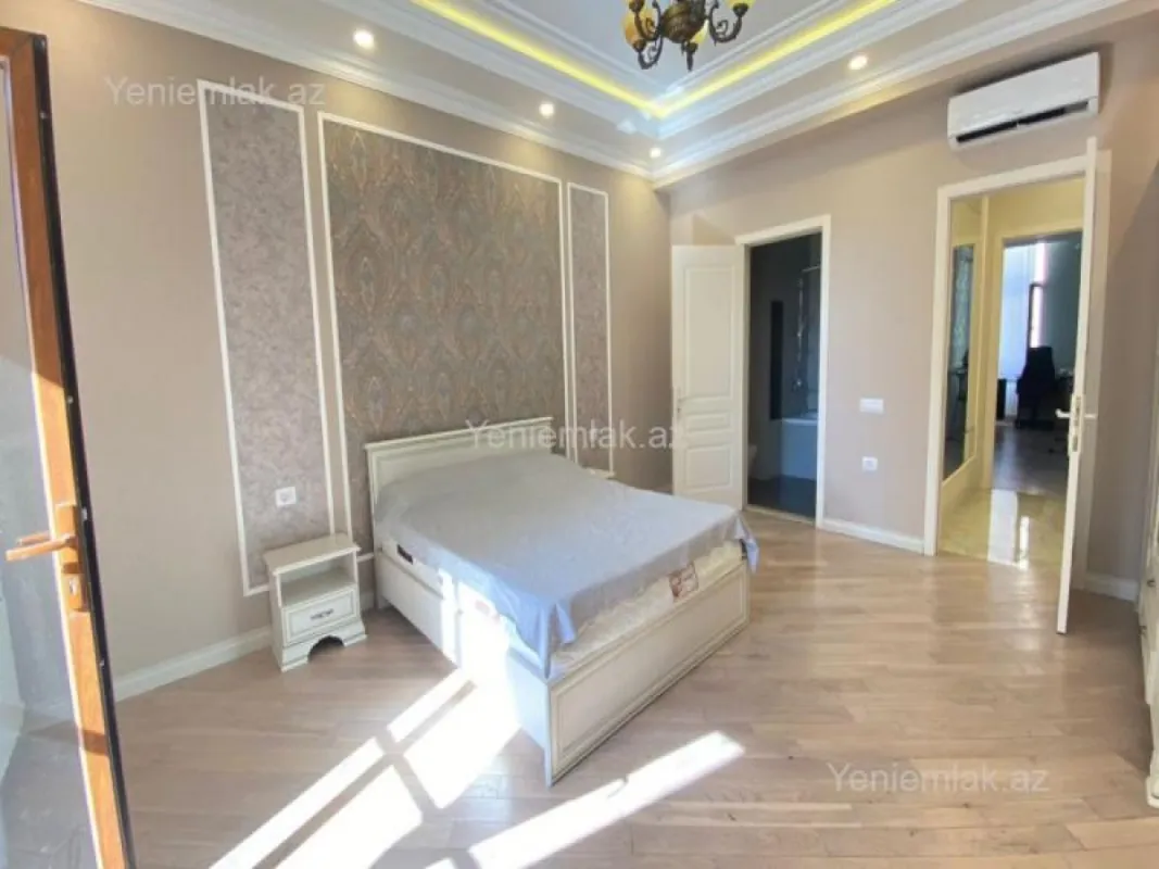 Satılır 3 otaqlı yeni tikili 138 m²